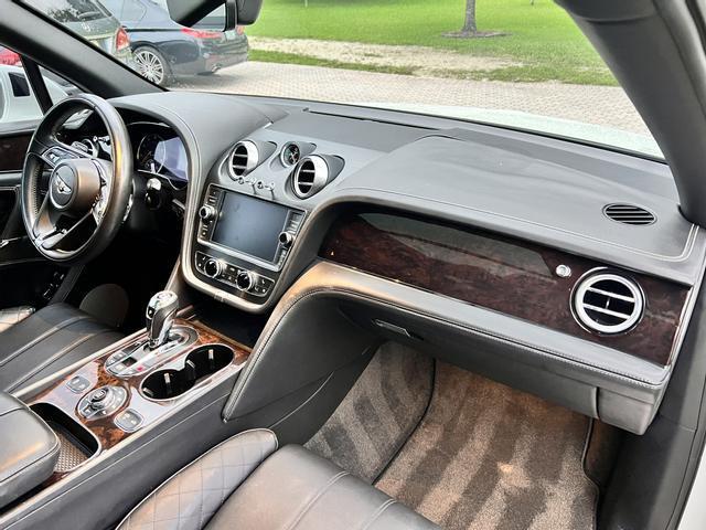 2017 Bentley Bentayga W12 Sport Utility 4D