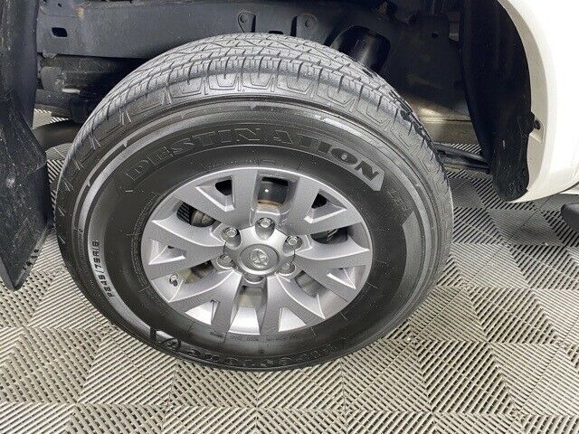 2018 Toyota Tacoma SR5 16923 Miles Super White 4D Double Cab 3.5L V6 PDI DOHC 24