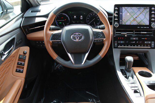 2019 Toyota Avalon Hybrid Limited