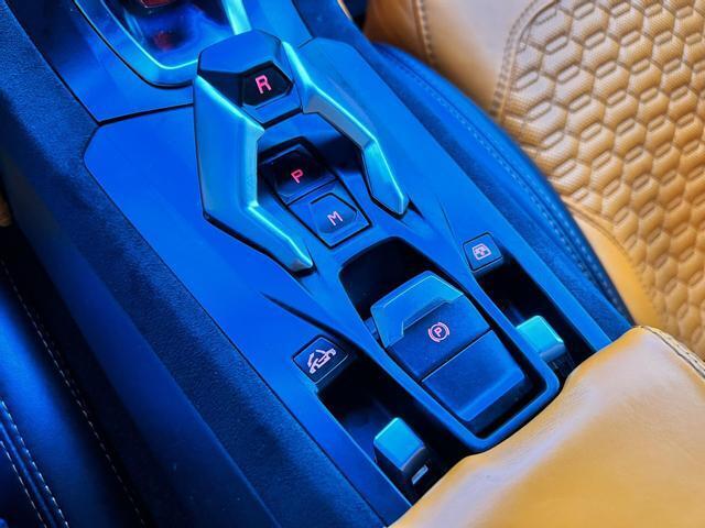 2018 Lamborghini Huracan LP580-2 Spyder Convertible 2D