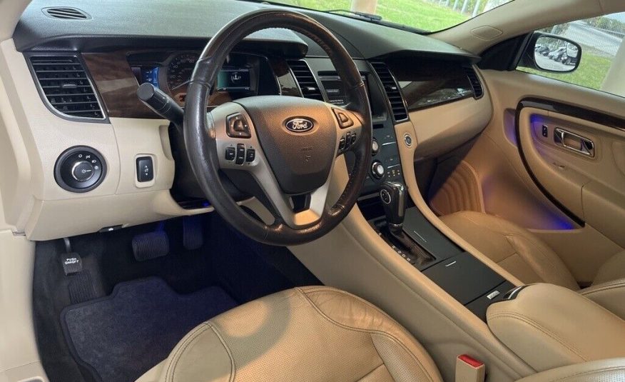 2015 Ford Taurus Limited