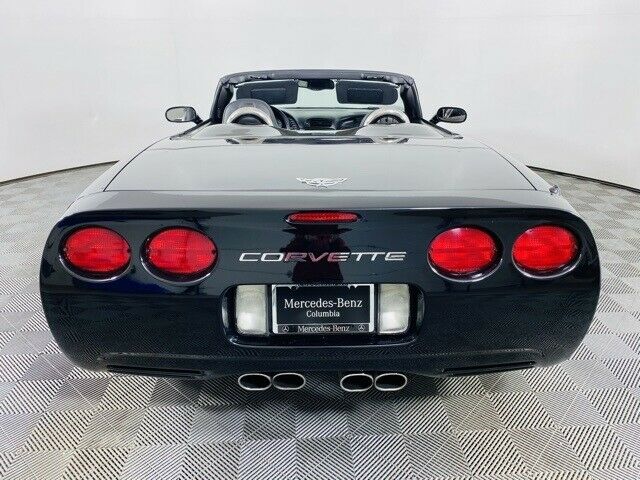 2003 Chevrolet Corvette