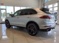 2017 Porsche Cayenne Turbo