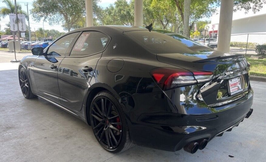 2021 Maserati Ghibli Trofeo