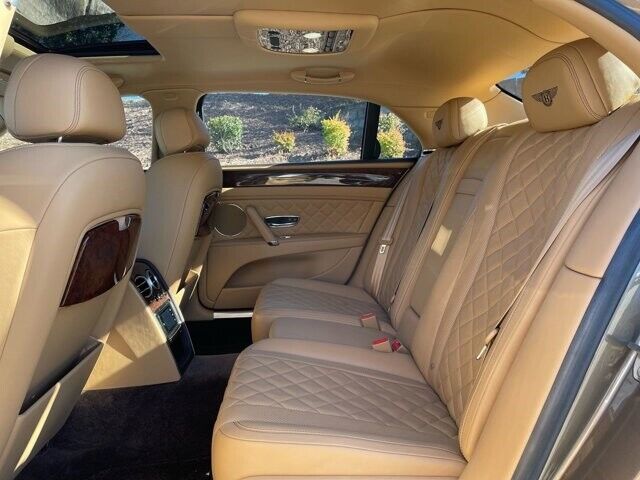 2018 Bentley Flying Spur V8