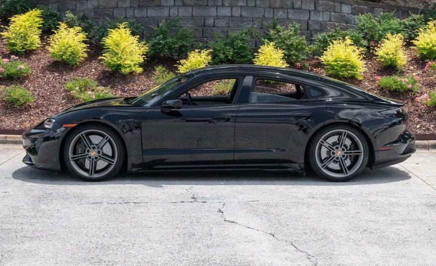 2020 Porsche Taycan Turbo