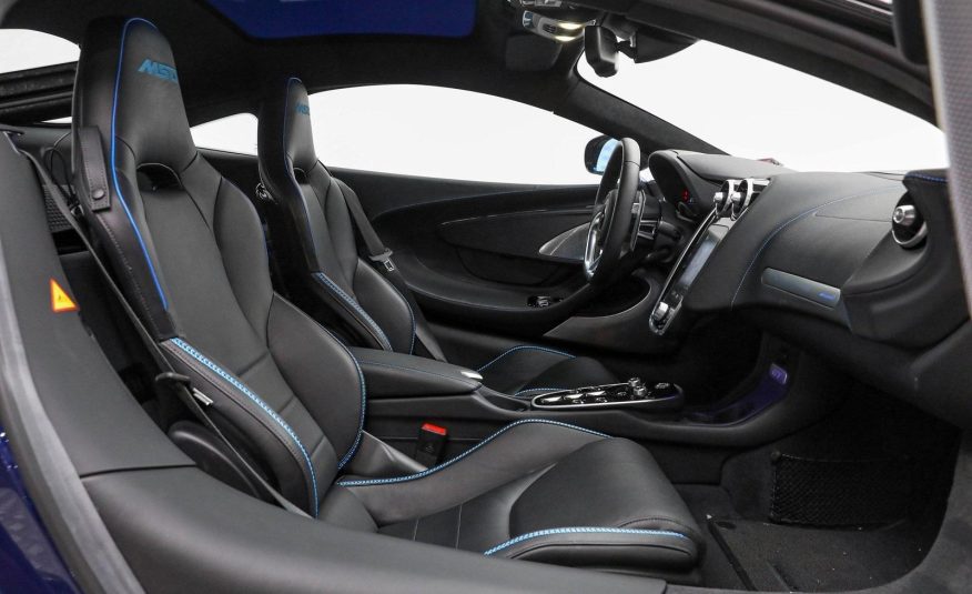 2022 McLaren GT Coupe