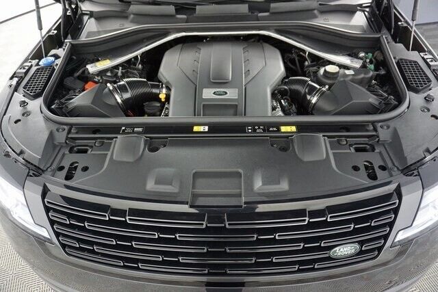 2023 Land Rover Range Rover SE