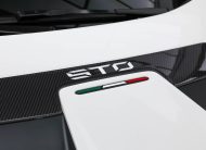 2022 Lamborghini Huracan STO Coupe