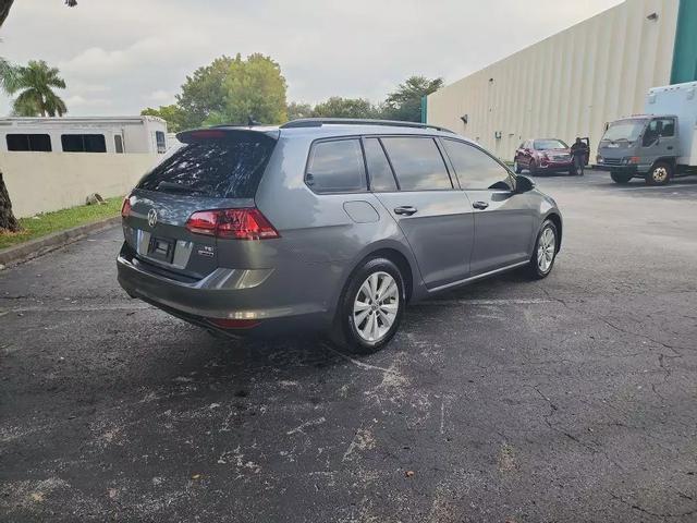 2017 Volkswagen Golf TSI S 4Motion Wagon 4D