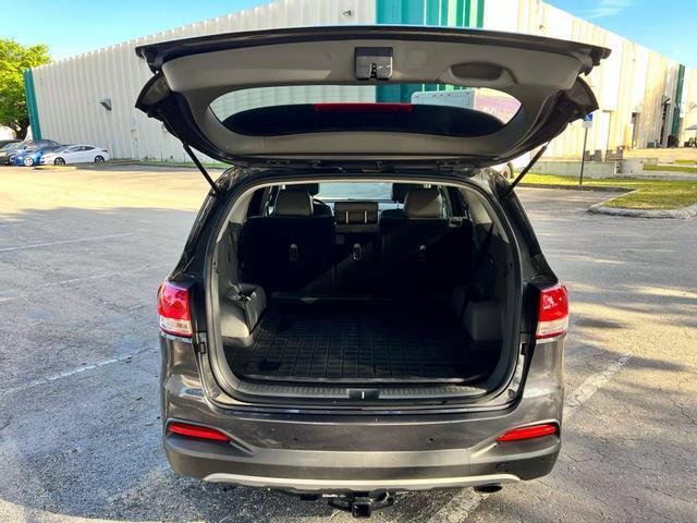 2016 Kia Sorento EX Sport Utility 4D