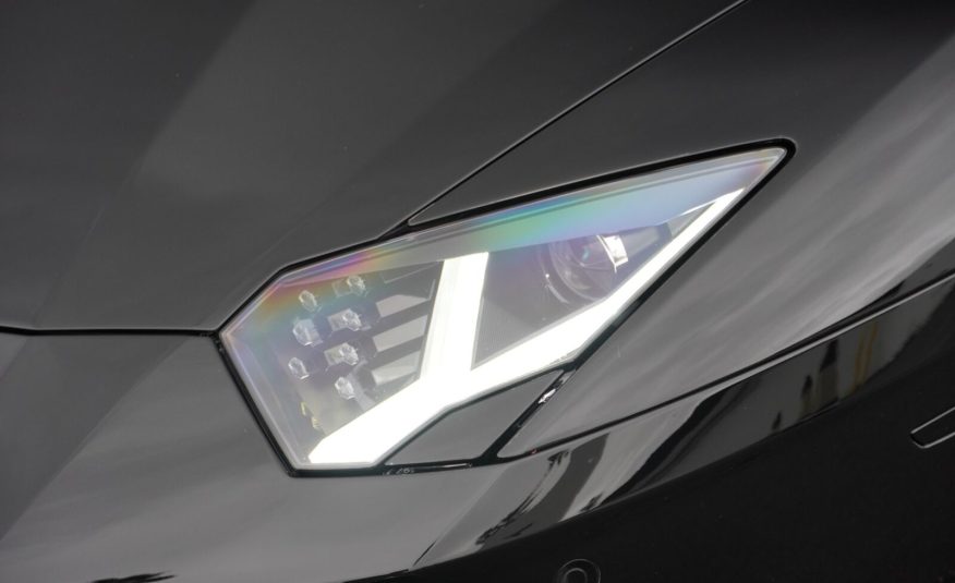 2019 Lamborghini Aventador LP 740-4 S