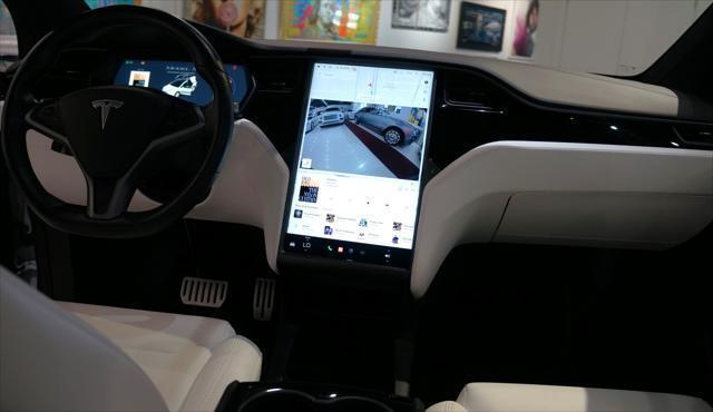 2019 Tesla Model X PERFORMANCE