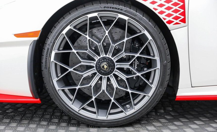 2022 Lamborghini Huracan STO Coupe