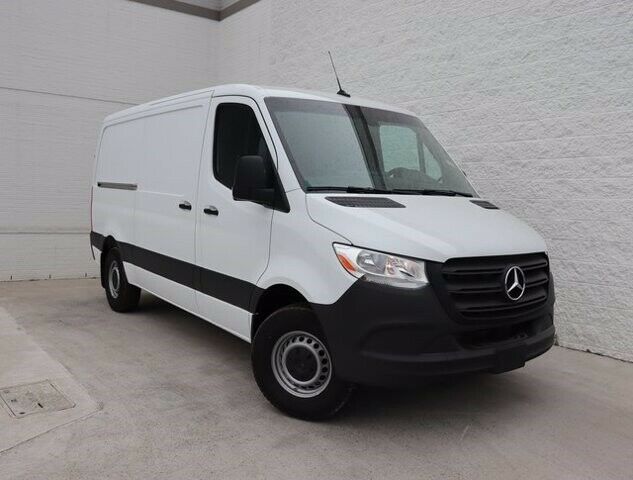 2021 Mercedes-Benz Sprinter 2500 Standard Roof I4 Gas 144 RWD