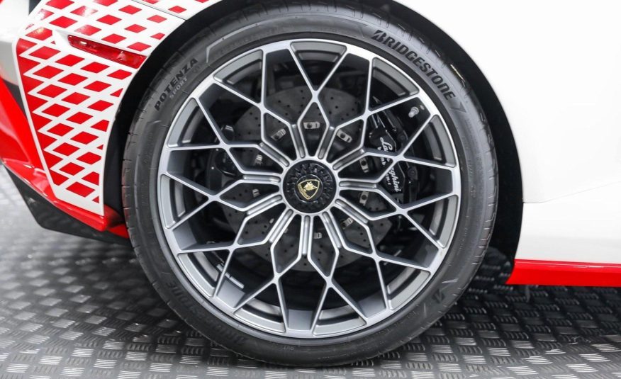 2022 Lamborghini Huracan STO Coupe