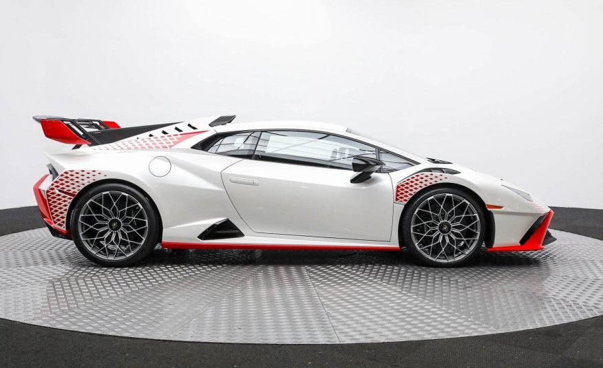 2022 Lamborghini Huracan STO Coupe