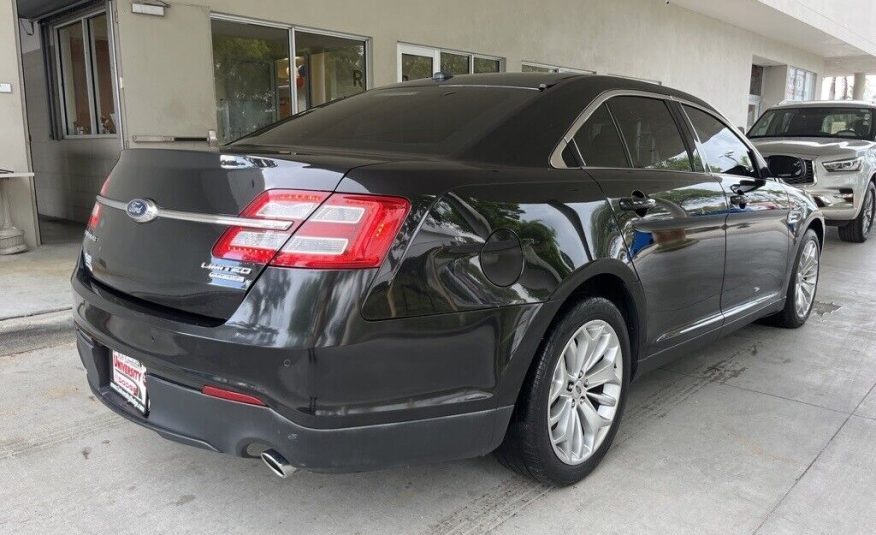 2015 Ford Taurus Limited
