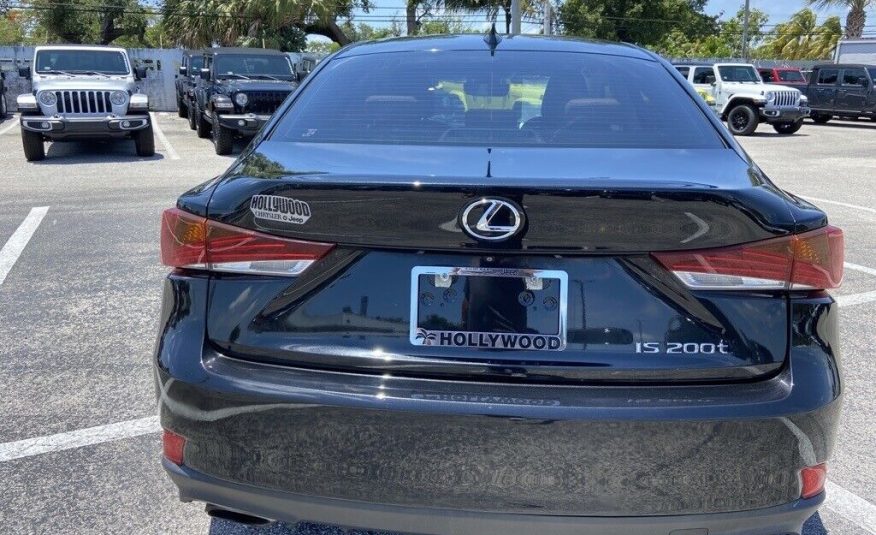 2017 Lexus IS 200t