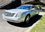 2010 Cadillac DTS Limousine