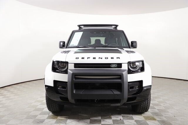 2023 Land Rover Defender X-Dynamic SE
