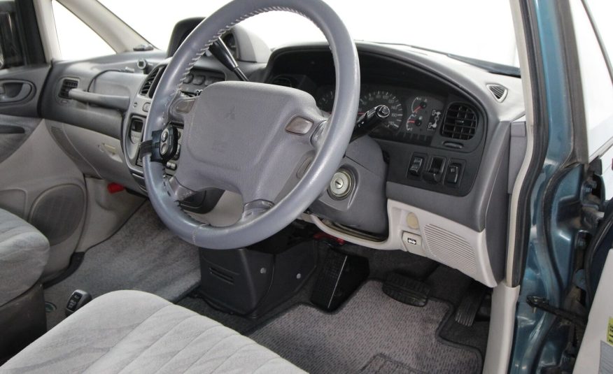 1994 Mitsubishi Delica Space Gear L400