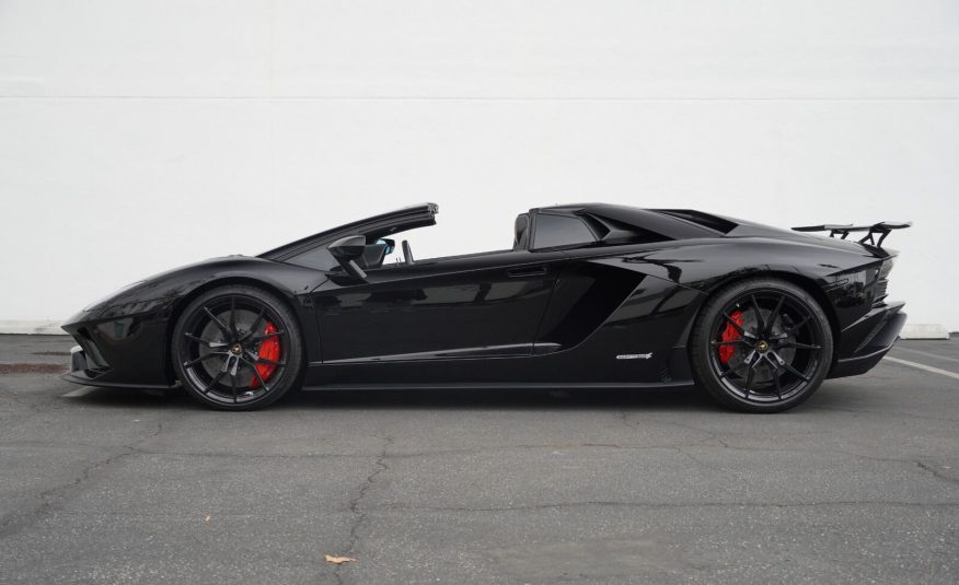 2019 Lamborghini Aventador LP 740-4 S