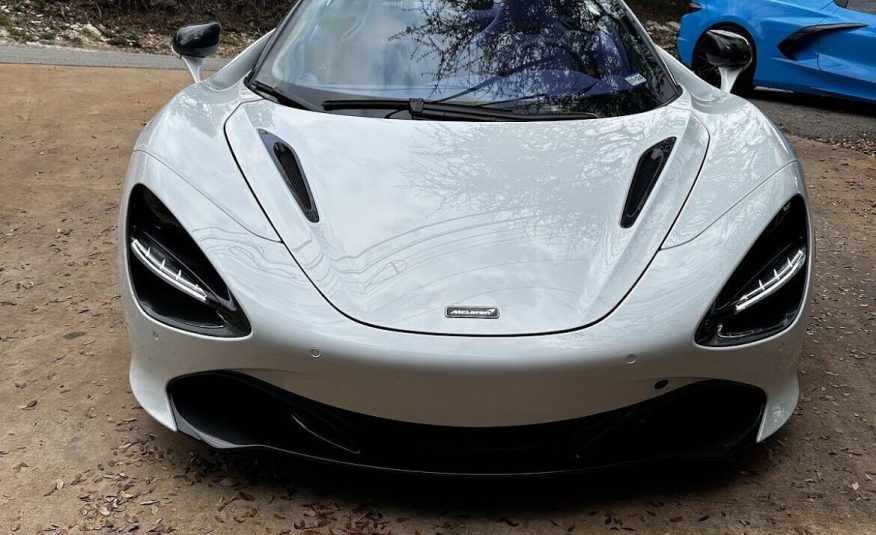 2022 McLaren 720S Spider Performance