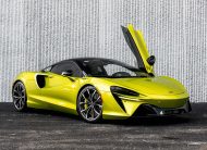 2023 McLaren Artura