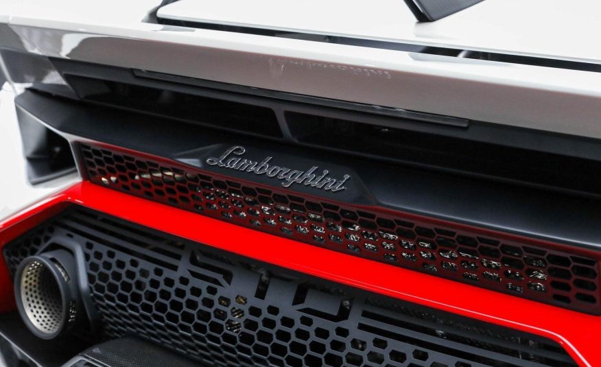 2022 Lamborghini Huracan STO Coupe