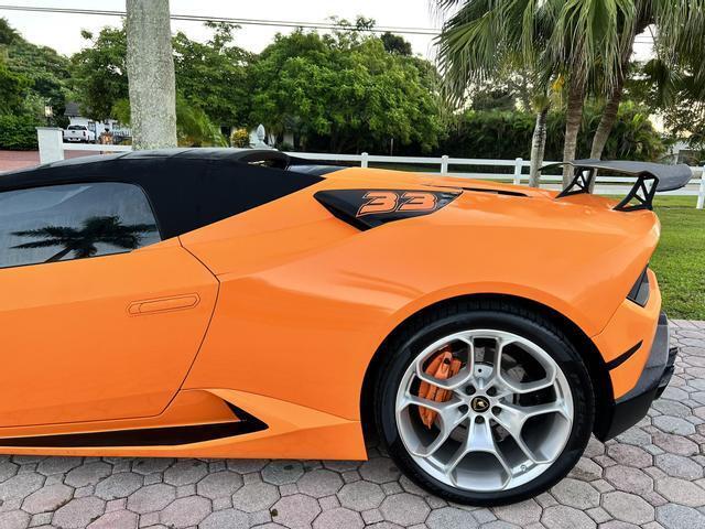 2018 Lamborghini Huracan LP580-2 Spyder Convertible 2D