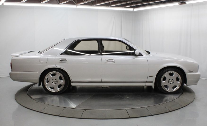 1994 Nissan Gloria Gran Turismo