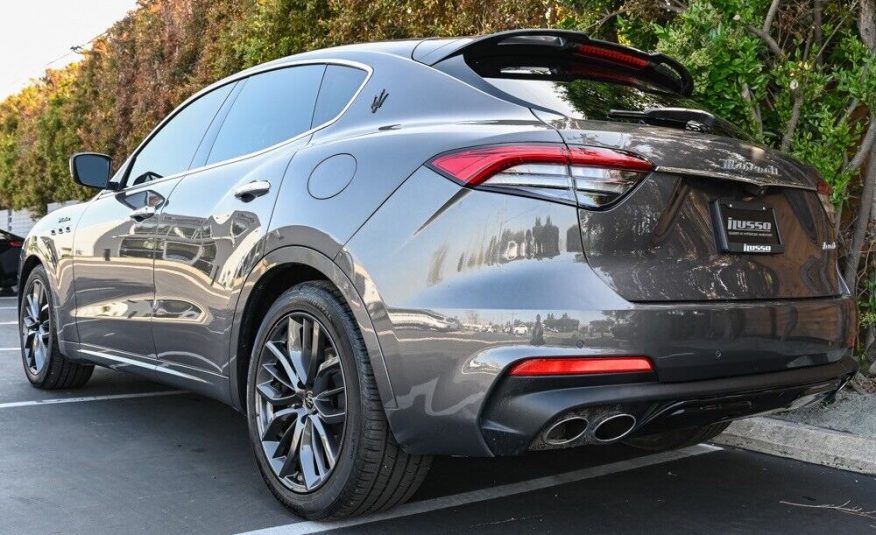 2022 Maserati Levante Modena