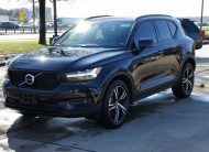 2022 Volvo XC40 R-Design