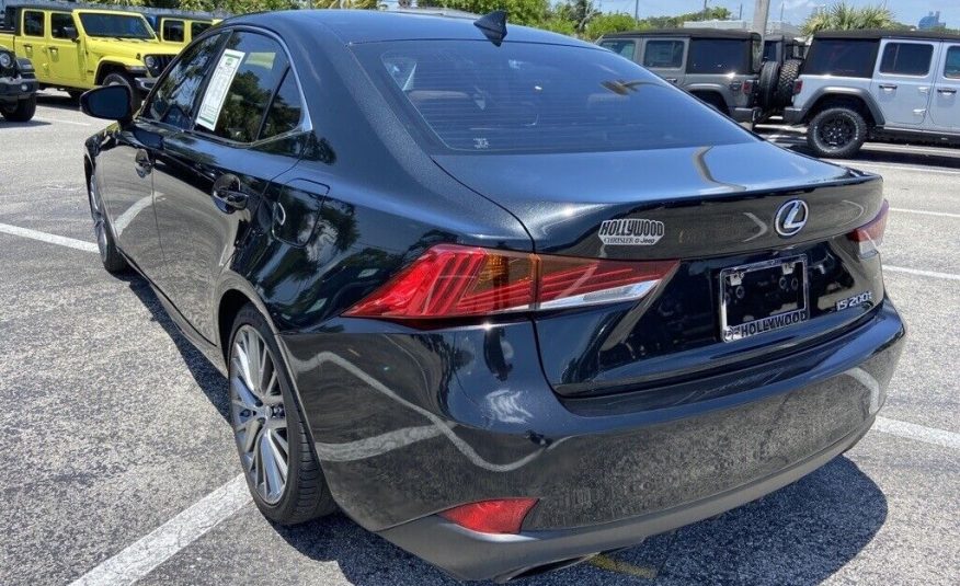 2017 Lexus IS 200t