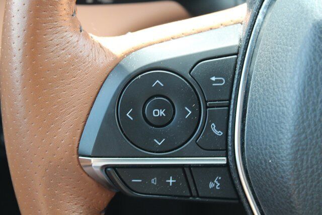 2019 Toyota Avalon Hybrid Limited
