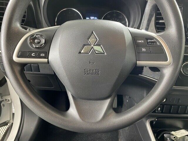 2019 Mitsubishi Outlander ES 52796 Miles Pearl White 4D Sport Utility I4 CVT