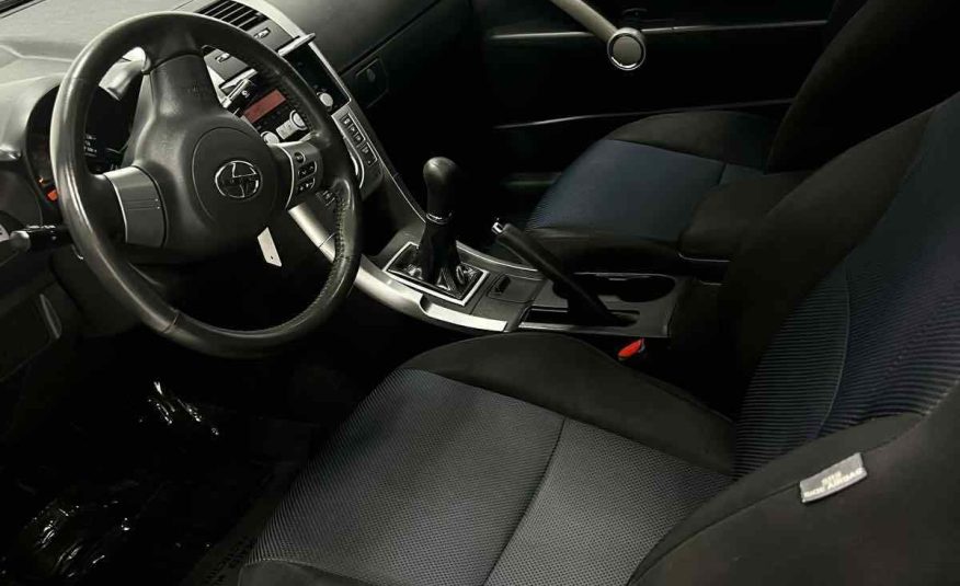 2010 Scion tC