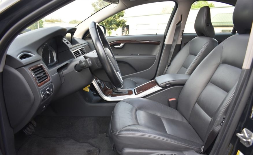 2015 Volvo S80 T6 – PERFORMANCE SEDAN – 25K LOW MILES