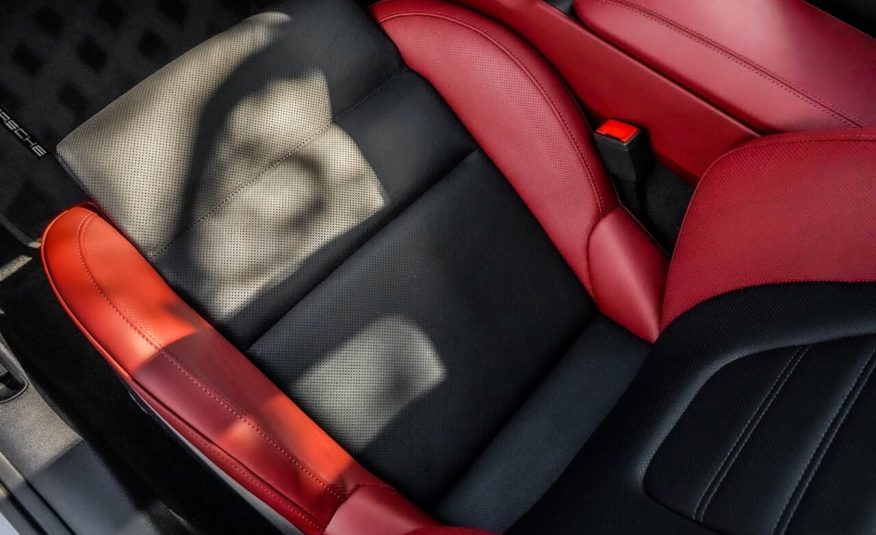 2021 Porsche 911 Turbo S