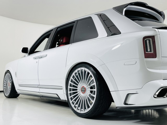 2021 Rolls-Royce Cullinan Full Mansory Body Kit