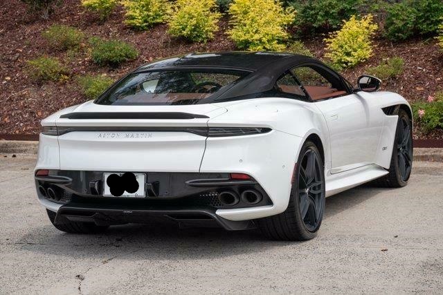 2019 Aston Martin DBS Superleggera