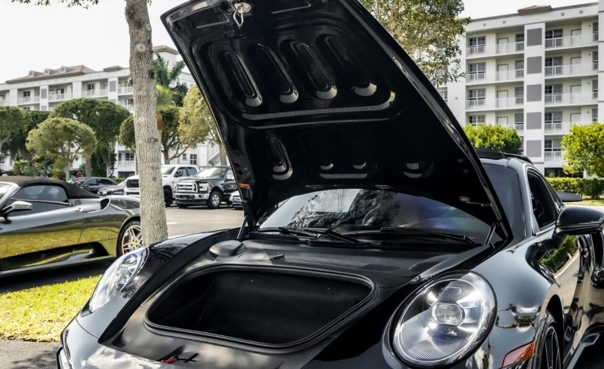 2021 Porsche 911 Turbo S