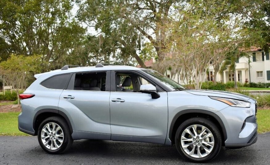 2022 Toyota Highlander Limited