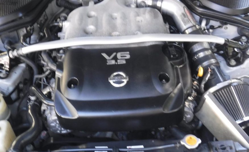 2006 Nissan 350Z Custom 350Z 6 Speed Convertible