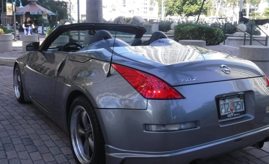 2006 Nissan 350Z Custom 350Z 6 Speed Convertible