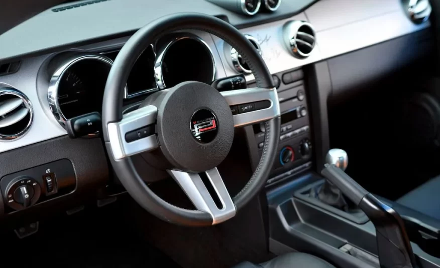 2007 Ford Mustang Saleen Parnelli Jones Edition