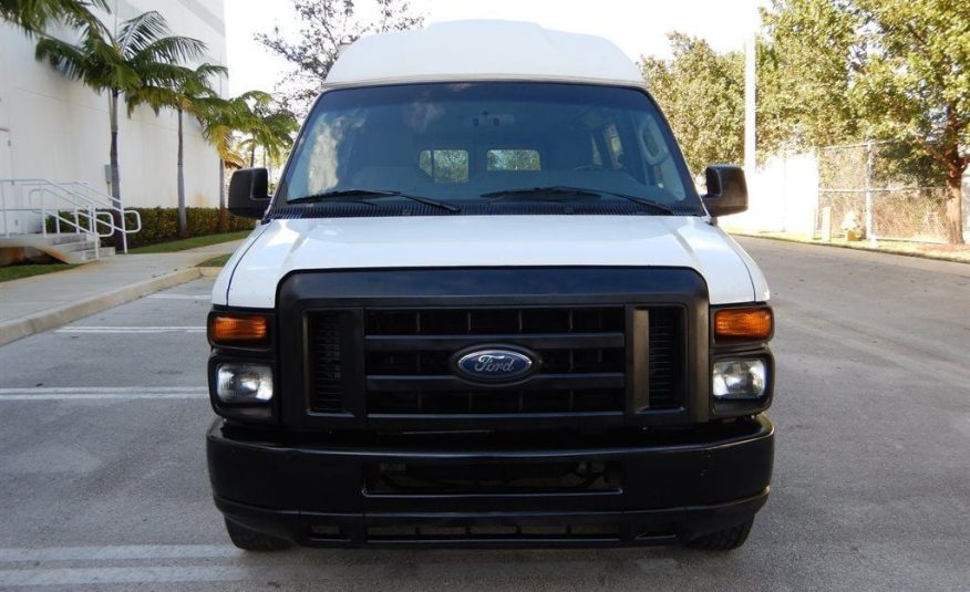2013 Ford Econoline Cargo Van E-150