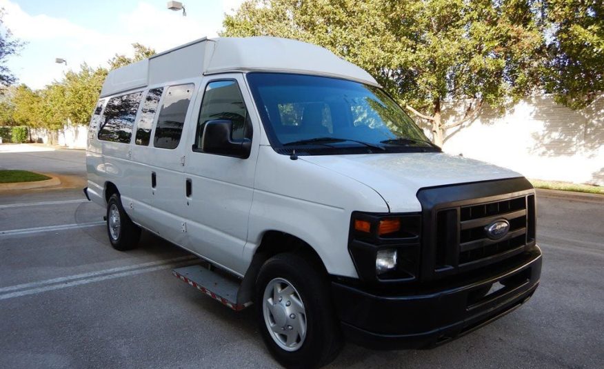 2013 Ford Econoline Cargo Van E-150