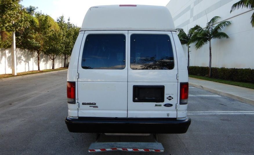 2013 Ford Econoline Cargo Van E-150
